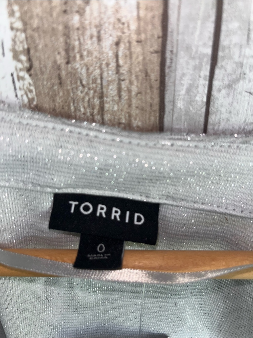 NWT Torrid Metallic Silver Sparkle Open Front Shrug Cardigan Size 0 12 - Picture 4 of 5